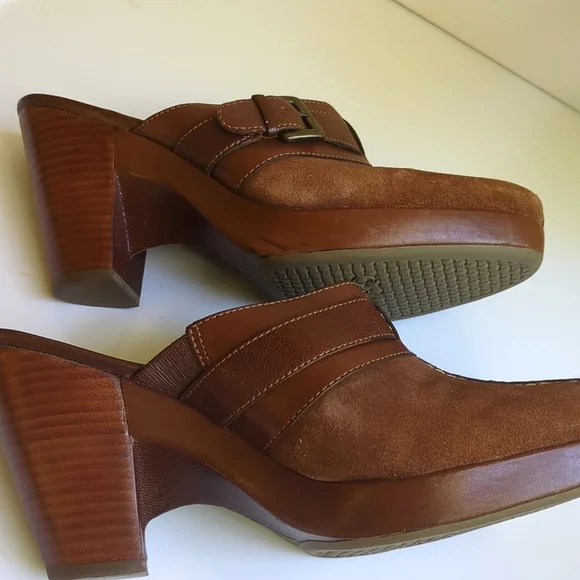 Cole Haan Ladies Brown High Heels Suede Slip-on Mules with Buckle - Picture 6 of 8